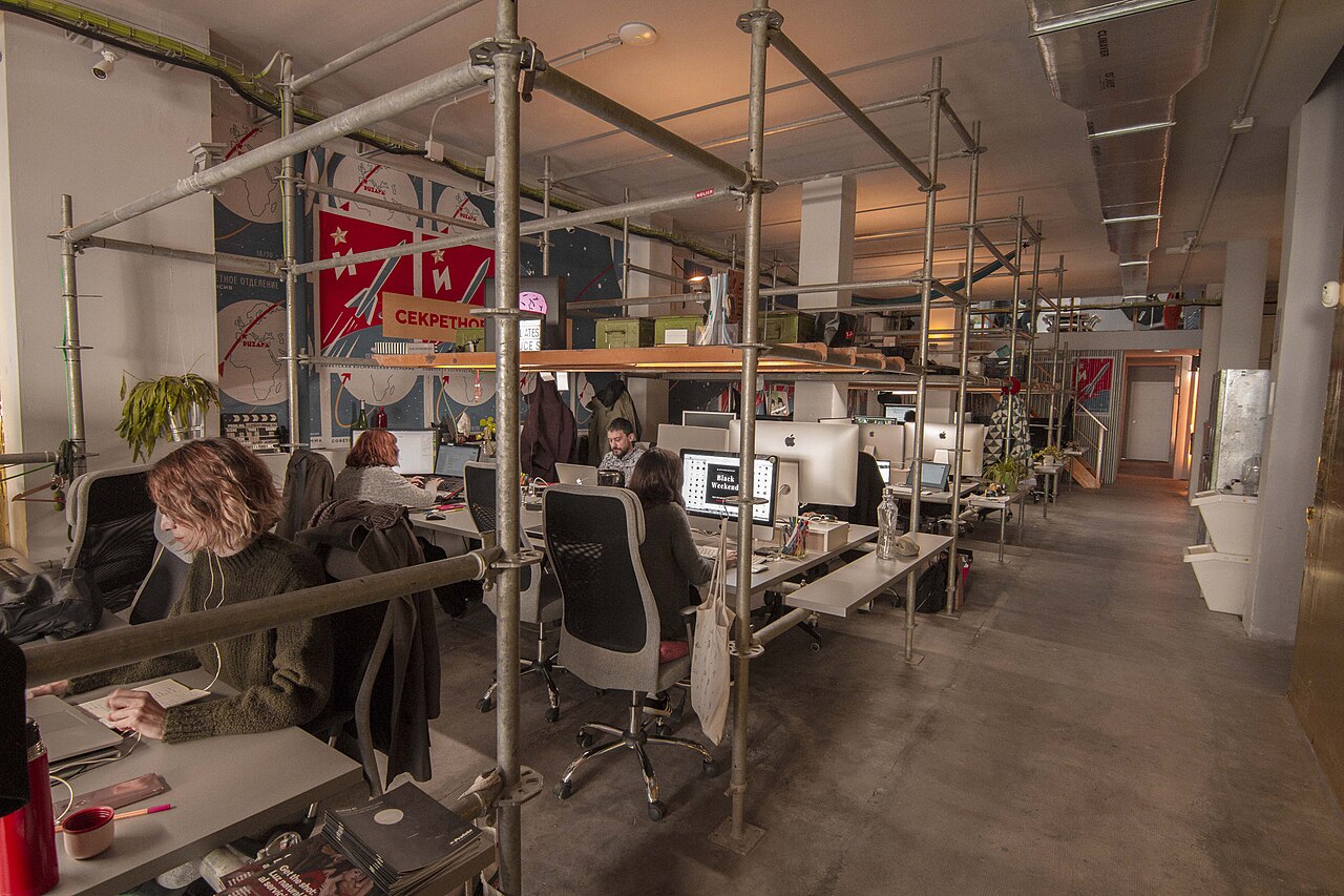 Modern digital workspace for a transforming business